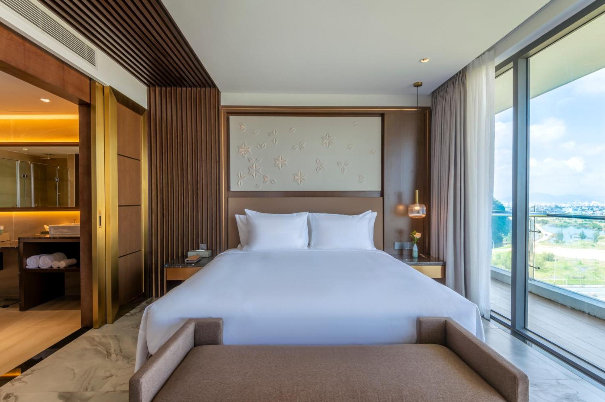 Koi Resort & Residence Дананг Экстерьер фото